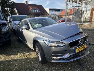 Damaged car Volvo S-90 2.0 T4 BUSINESS LUXERY + 2020/8