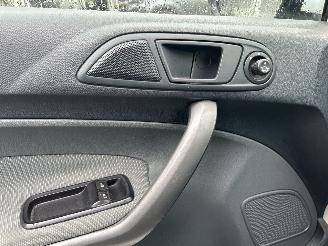 Ford Fiesta 1.25 LIMITED picture 10