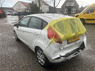 Ford Fiesta 1.25 LIMITED picture 3