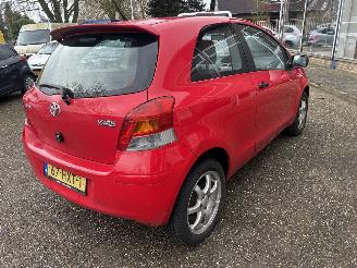 Toyota Yaris 1.0 VVTI ACCES picture 2