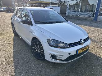 Unfallwagen Volkswagen Golf 1.4 TSI GTE 2015/3