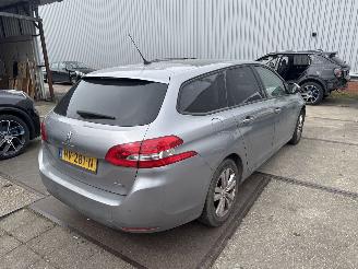 Peugeot 308 SW  1.6 HDI picture 2