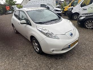 Schadeauto Nissan Leaf Acenta 2014/9