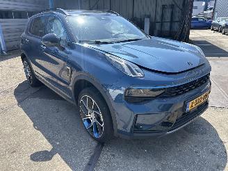 Vaurioauto  passenger cars Lynk & Co 01 1.5 2023/12