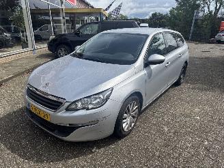 Schadeauto Peugeot 308 1.2 e  THP SW 2014/9