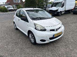 Avarii autoturisme Toyota Aygo 1.0 12V  ACCESS 2009/3