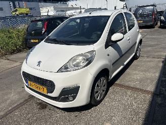 uszkodzony samochody osobowe Peugeot 107 1.0 ACTIVE 2012/4