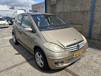 uszkodzony samochody osobowe Mercedes A-klasse 170 ELEGANCE 2005/8