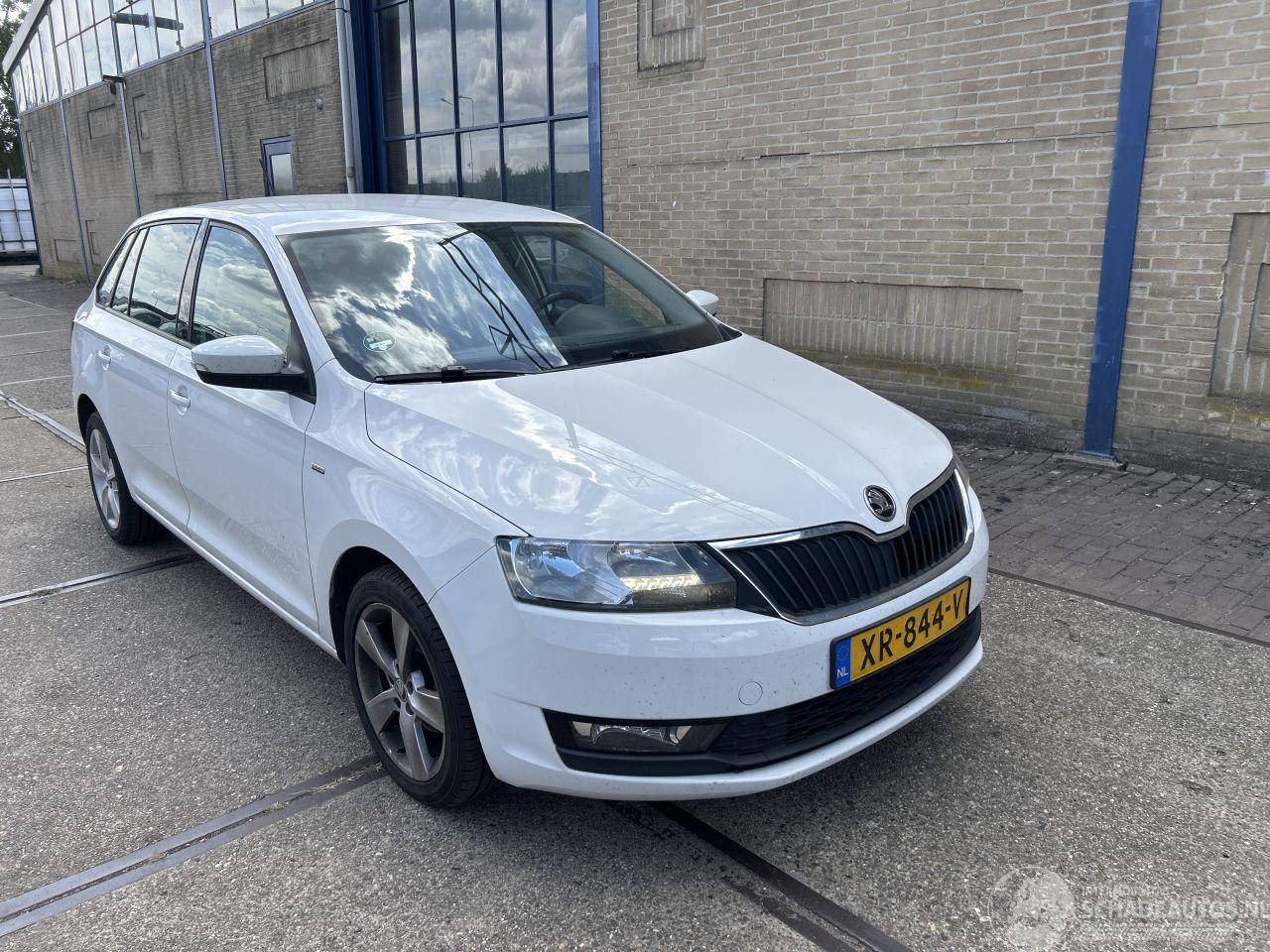 Skoda Rapid 1.0 TSI GREENTECH CLEVER