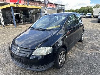  Volkswagen Fox 1.2 TRENDLINE 2010/4
