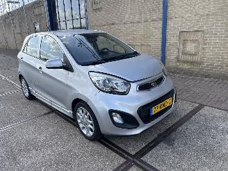 damaged passenger cars Kia Picanto 1.0 CVVT COMFORT PACK 2011/7
