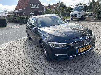 Damaged car BMW 3-serie 320 I 2018/10