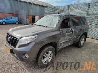 demontáž osobní automobily Toyota Landcruiser Land Cruiser (J15), Terreinwagen, 2009 3.0 D-4D-F 16V Van 2014/6