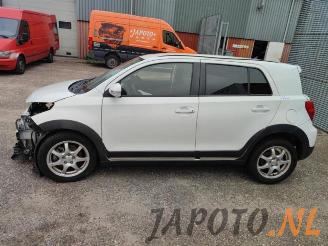 Toyota Urban Cruiser Urban Cruiser, SUV, 2009 / 2016 1.33 Dual VVT-I 16V 2WD picture 2