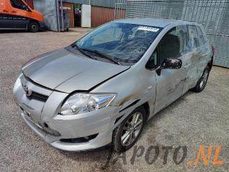 demontáž osobní automobily Toyota Auris Auris (E15), Hatchback, 2006 / 2012 1.6 Dual VVT-i 16V 2008/11