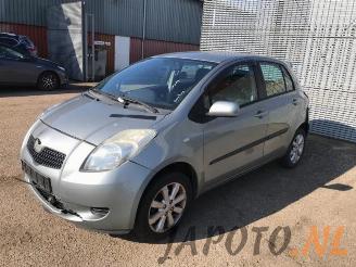 Auto da rottamare Toyota Yaris Yaris II (P9), Hatchback, 2005 / 2014 1.3 16V VVT-i 2007/2