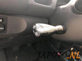 Toyota Yaris Yaris II (P9), Hatchback, 2005 / 2014 1.33 16V Dual VVT-I picture 14