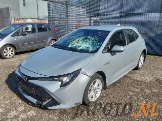 Salvage car Toyota Corolla Corolla (E21/EA1/EH1), Hatchback 5-drs, 2018 1.8 16V Hybrid 2021/5