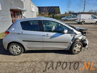Toyota Yaris Yaris III (P13), Hatchback, 2010 / 2020 1.0 12V VVT-i picture 6