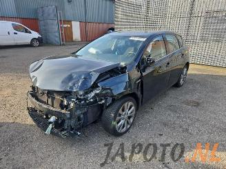 demontáž osobní automobily Toyota Auris Auris (E18), Hatchback 5-drs, 2012 / 2019 1.8 16V Hybrid 2013/10
