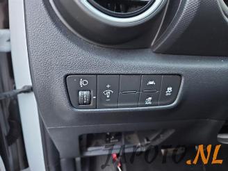 Hyundai Kona Kona (OS), SUV, 2017 / 2023 64 kWh picture 13