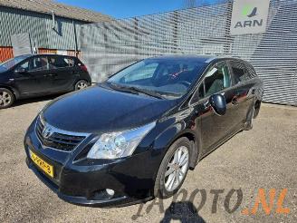 Vrakbiler auto Toyota Avensis Avensis Wagon (T27), Combi, 2008 / 2018 1.8 16V VVT-i 2011/7