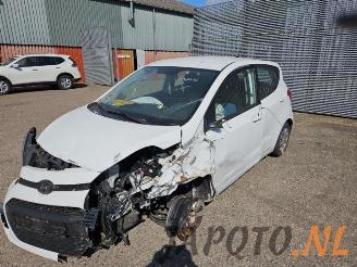 Coche siniestrado Hyundai I-10 i10 (B5), Hatchback, 2013 / 2019 1.0 12V 2016/7