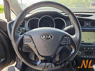 Kia Cee d Cee'd (JDB5), Hatchback 5-drs, 2012 / 2018 1.6 CRDi 16V VGT picture 11