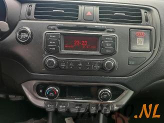 Kia Rio Rio III (UB), Hatchback, 2011 / 2017 1.2 CVVT 16V picture 14