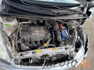 Toyota Yaris-verso Yaris Verso (P2), MPV, 1999 / 2005 1.3 16V picture 12