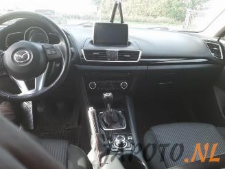 Mazda 3 3 (BM/BN), Sedan, 2013 / 2019 2.2 SkyActiv-D 150 16V picture 14