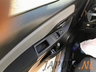 Toyota Yaris Yaris III (P13), Hatchback, 2010 / 2020 1.33 16V Dual VVT-I picture 10