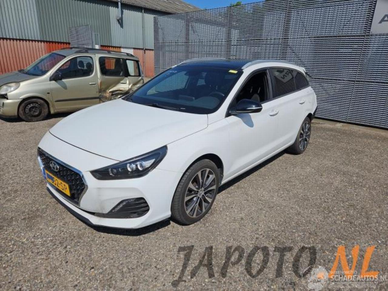 Hyundai I-30 i30 Wagon (PDEF5), Combi, 2017 1.4 T-GDI 16V
