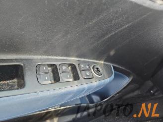 Hyundai I-10 i10 (B5), Hatchback, 2013 / 2019 1.0 12V picture 12