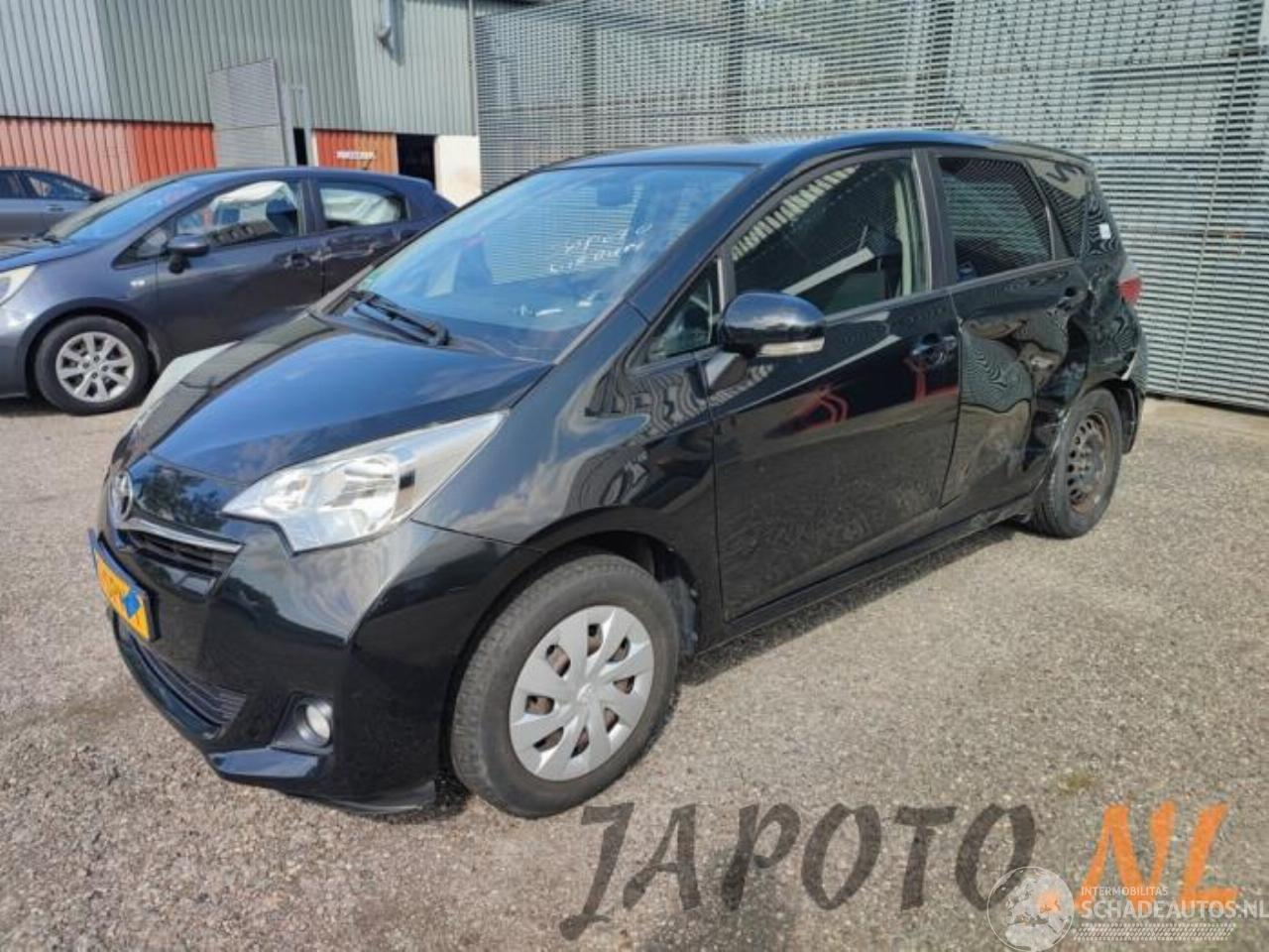 Toyota Verso S Verso S, MPV, 2010 / 2016 1.33 16V Dual VVT-I