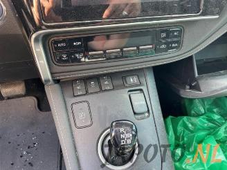 Toyota Auris Auris (E18), Hatchback 5-drs, 2012 / 2019 1.8 16V Hybrid picture 15