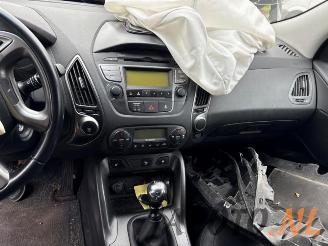 Hyundai Ix35 iX35 (LM), SUV, 2009 / 2015 1.6 GDI 16V picture 8