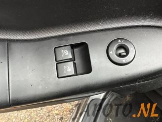 Kia Pro cee d Pro cee'd (EDB3), Hatchback 3-drs, 2008 / 2012 1.4 CVVT 16V picture 11