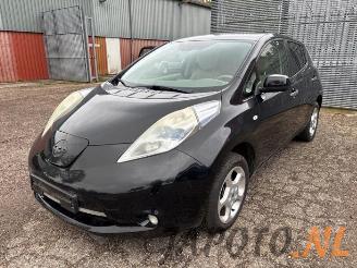 Coche siniestrado Nissan Leaf Leaf (ZE0), Hatchback, 2010 / 2017 Leaf 2011/9