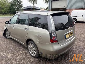 Mitsubishi Grandis Grandis (NA), MPV, 2004 / 2010 2.4 16V MIVEC picture 3