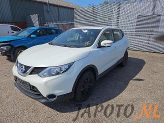 Uttjänta bilar auto Nissan Qashqai Qashqai (J11), SUV, 2013 1.2 DIG-T 16V 2014/5