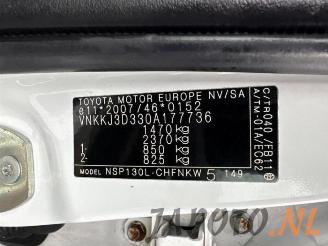 Toyota Yaris Yaris III (P13), Hatchback, 2010 / 2020 1.33 16V Dual VVT-I picture 17