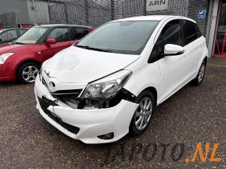 Auto da rottamare Toyota Yaris Yaris III (P13), Hatchback, 2010 / 2020 1.33 16V Dual VVT-I 2013/11