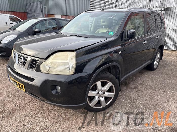 Nissan X-Trail X-Trail (T31), SUV, 2007 / 2013 2.5 16V SE,LE 4x4