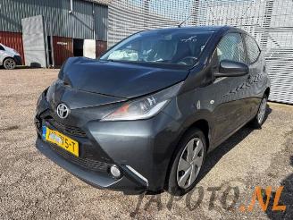 demontáž osobní automobily Toyota Aygo Aygo (B40), Hatchback, 2014 1.0 12V VVT-i 2015/12