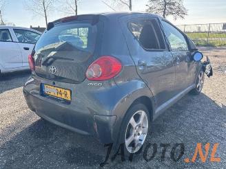 Toyota Aygo Aygo (B10), Hatchback, 2005 / 2014 1.0 12V VVT-i picture 5