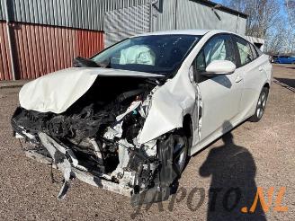 Auto da rottamare Toyota Prius Prius (ZVW5), Hatchback, 2015 / 2022 1.8 16V Hybrid 2019/4