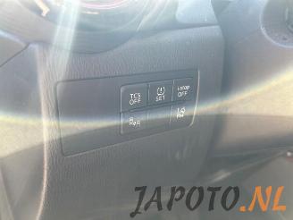Mazda CX-3 CX-3 (DJ/DK), SUV, 2015 2.0 SkyActiv-G 120 picture 12