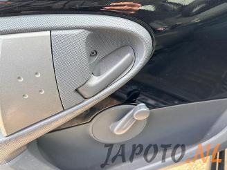 Toyota Aygo Aygo (B10), Hatchback, 2005 / 2014 1.0 12V VVT-i picture 12