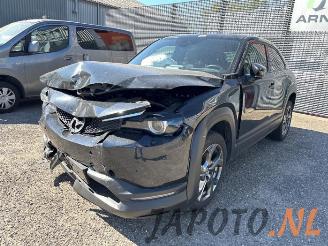 Coche siniestrado Mazda MX-30 MX-30, SUV, 2020 e-SkyActiv 145 2020/12
